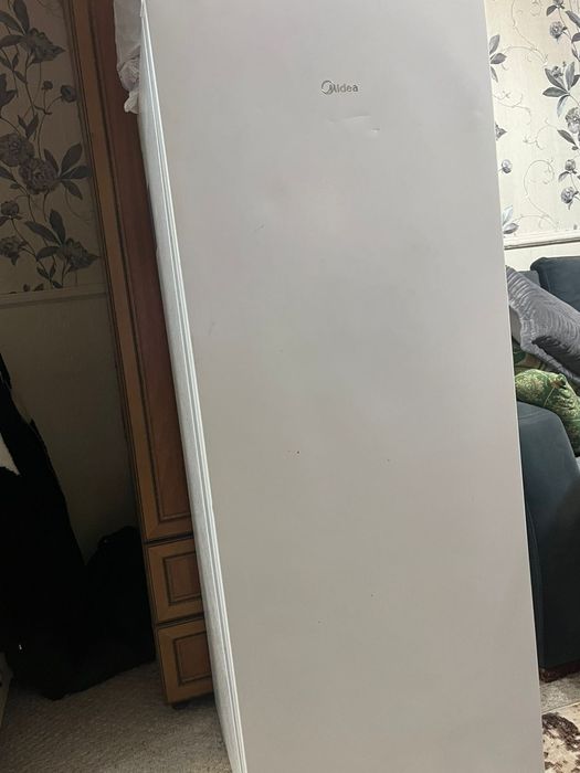 Продам морозильную камеру