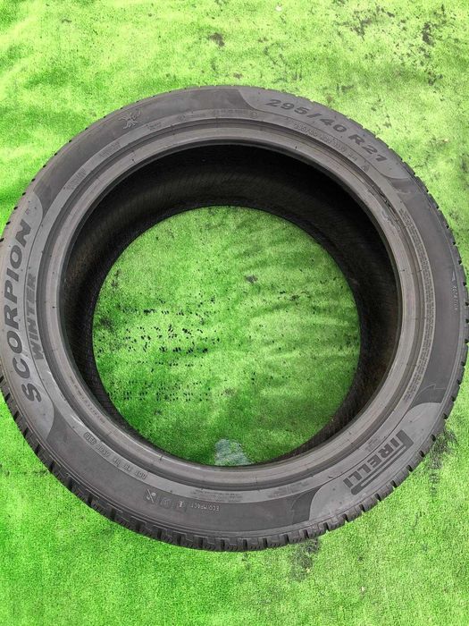 Anvelope iarnă 295/40/21 Pirelli Scorpion