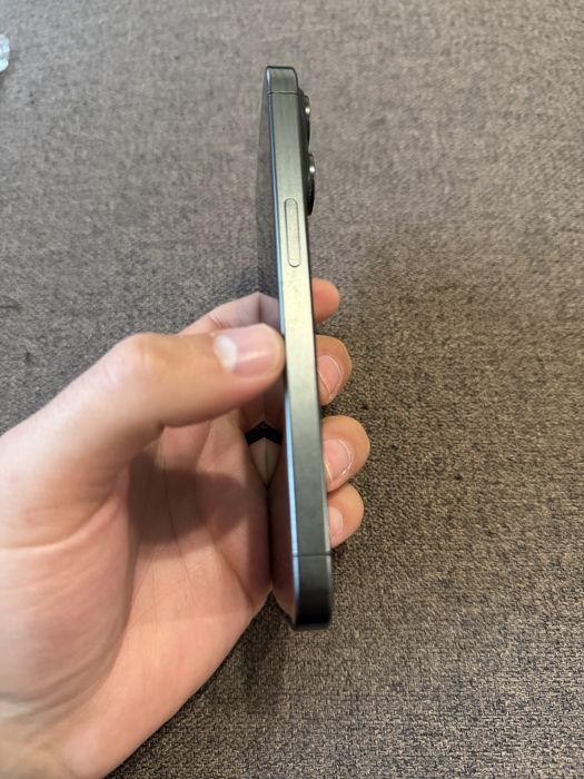 Iphone 15 pro 256 gb Black titanium