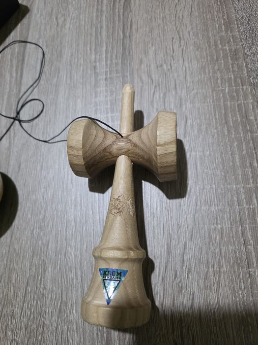 Vand Kendama KROM Eclipse RFS