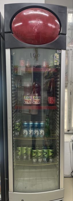 Холодильник витринный б/у