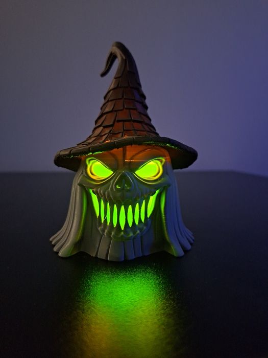Хелуин светеща skull witch