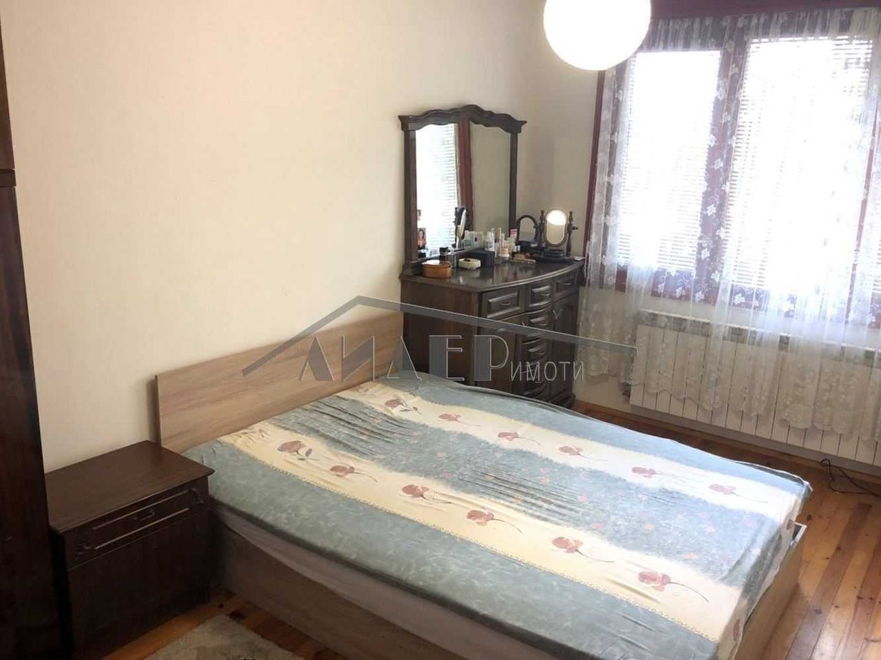 Продава се Къща в с. Белащица, Област Пловдив - 224 кв.м за 1295 €/кв.м - Снимка #13