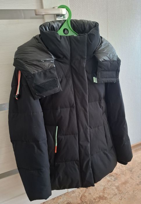 Теплая зимняя куртка