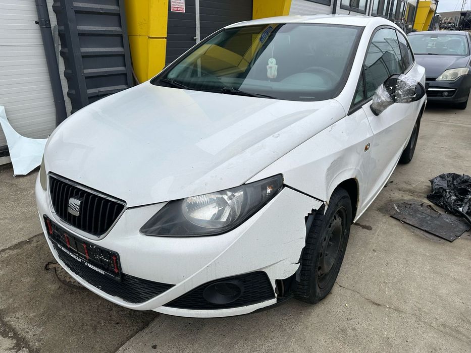 Dezmembrez / Dezmembrari / Piese / Accesorii Seat ibiza 6j 2011 coupe 1.2 benzina alba volan stanga