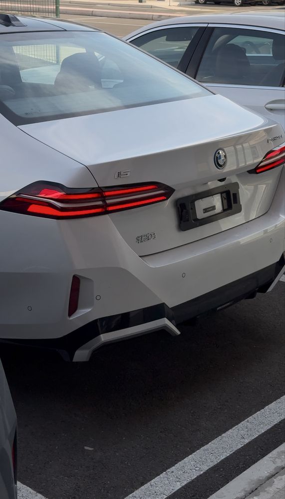 BMW i 5 Drive 35L