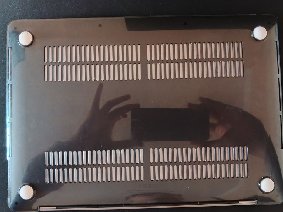 Macbook pro 13, 2019, i7, 8/256gb