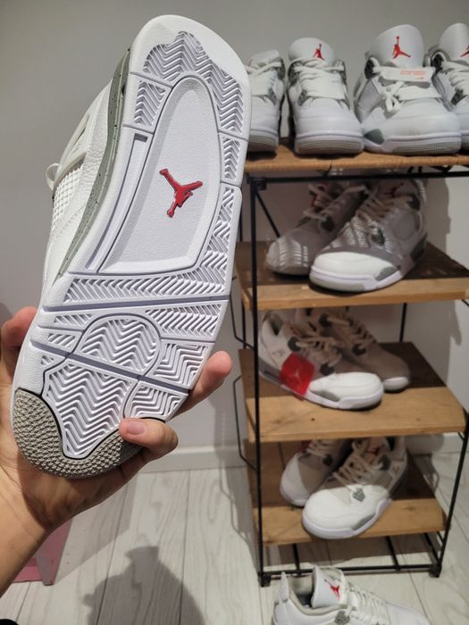 Jordan 4 Premium 399 ron