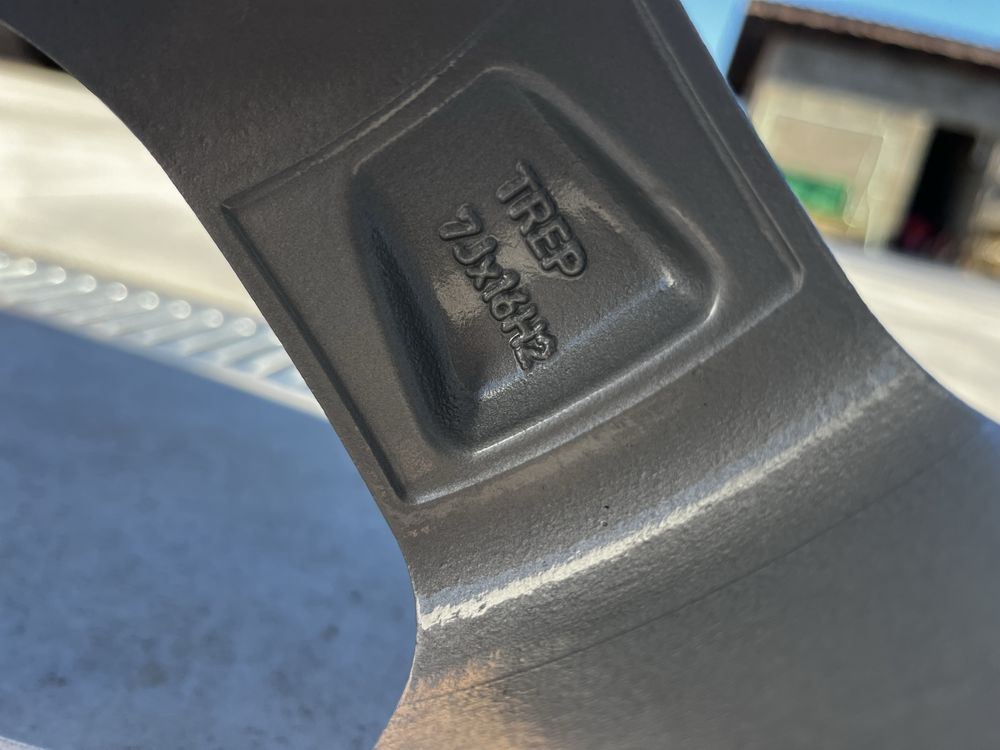 Джанти DEZENT 5x112 R16