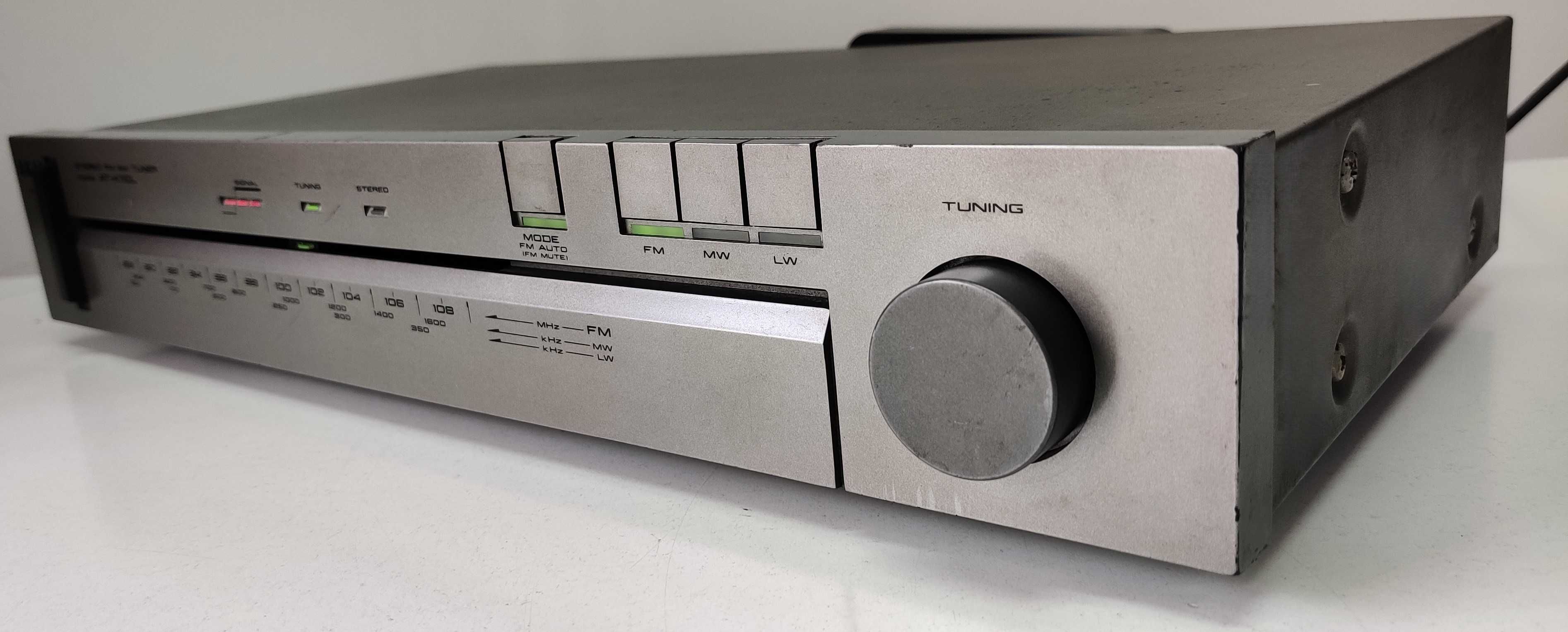 AKAI AT K 110 L muzica tuner analog muzica