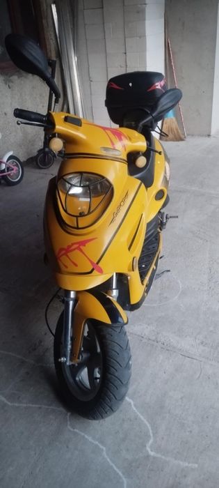 De vanzare scurte cc50 in stare foarte buna
