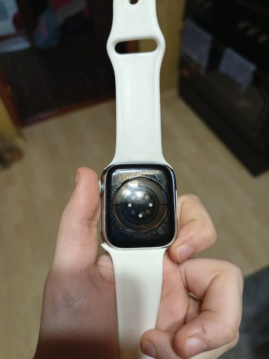 Продам часы apple wahct 9