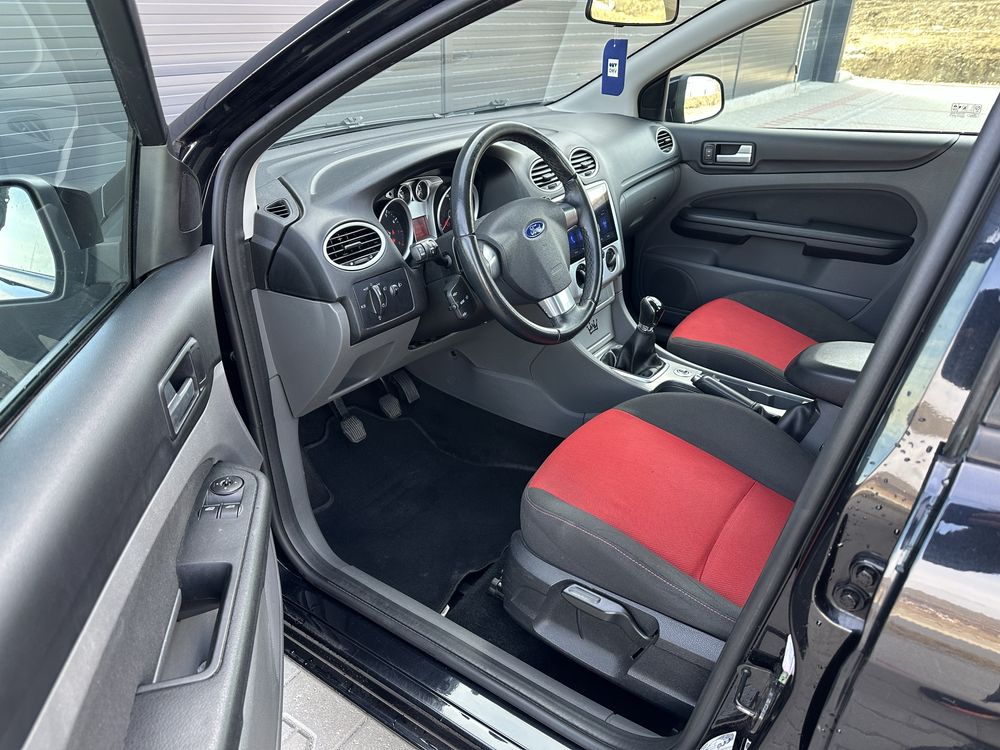 Ford focus 1.6 benzina