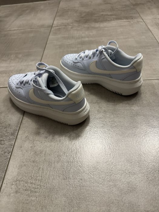 Vand Nike urilizati Sneakers Court Vision Alta DZ5394 Albastru