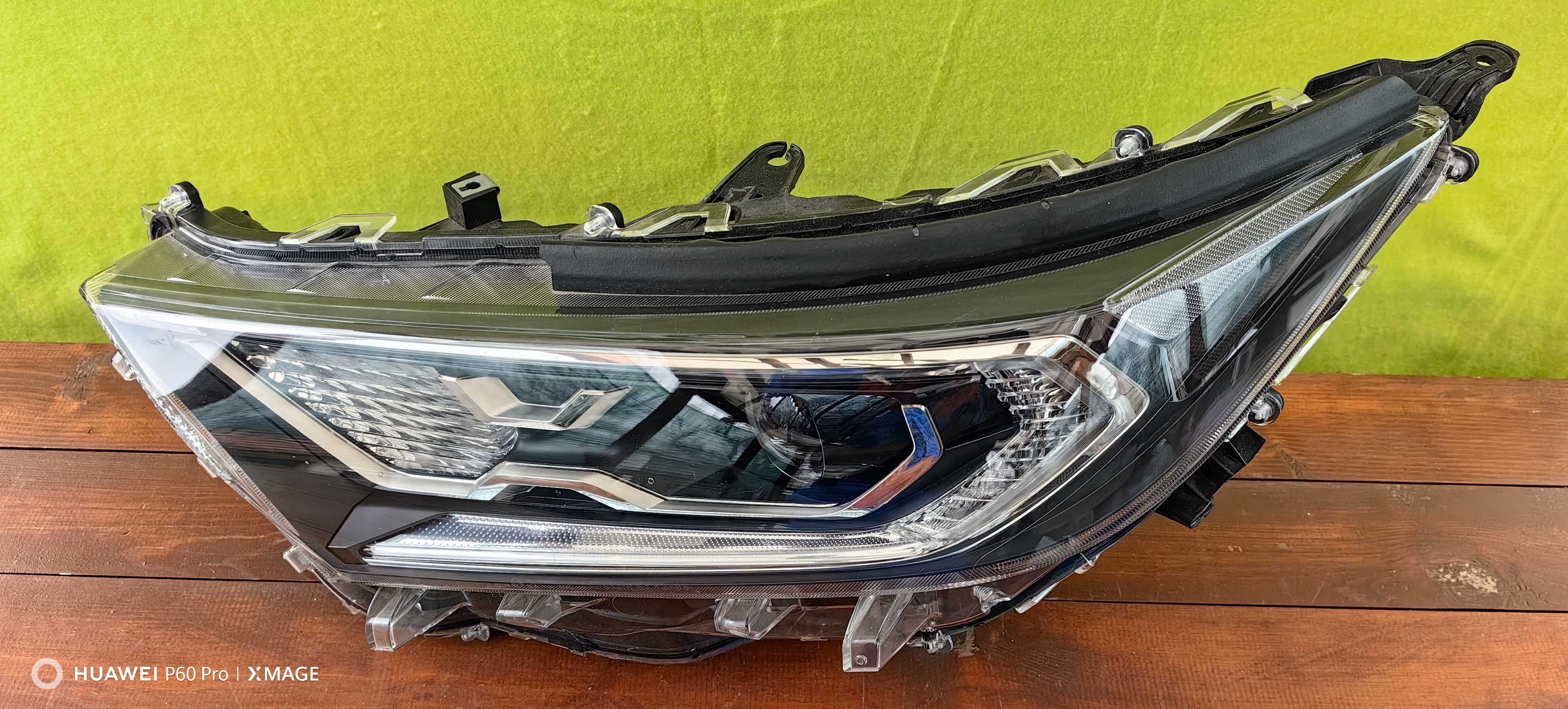 Фар за Toyota Rav4 Full LED / Фарове Тойота Рав4 Фул ЛЕД