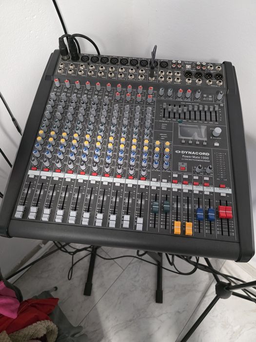 Boxe mackie si electrovoiti + mixer