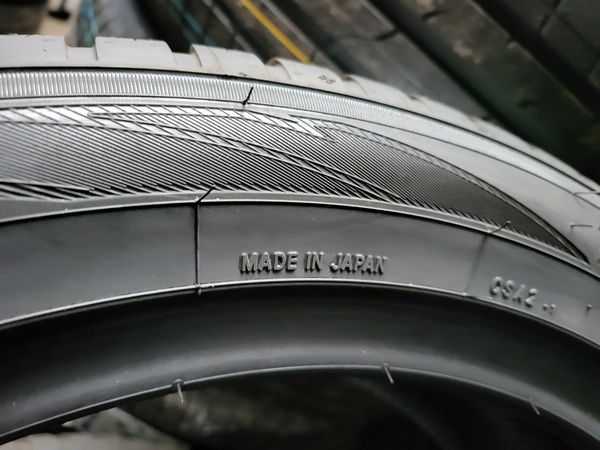 215/50/19 TOYO 4бр