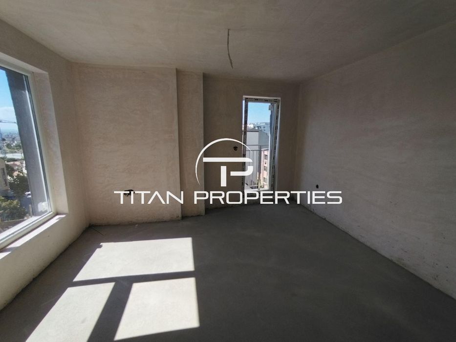 Продава се Тристаен апартамент в Варна, Колхозен пазар - 110 кв.м за 1819 €/кв.м - Снимка #4