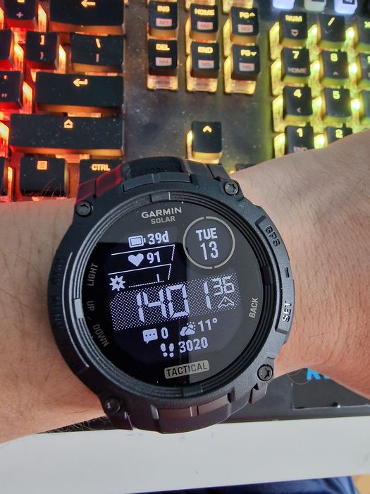 Garmin Instinct 3 Tactical Solar 50 mm