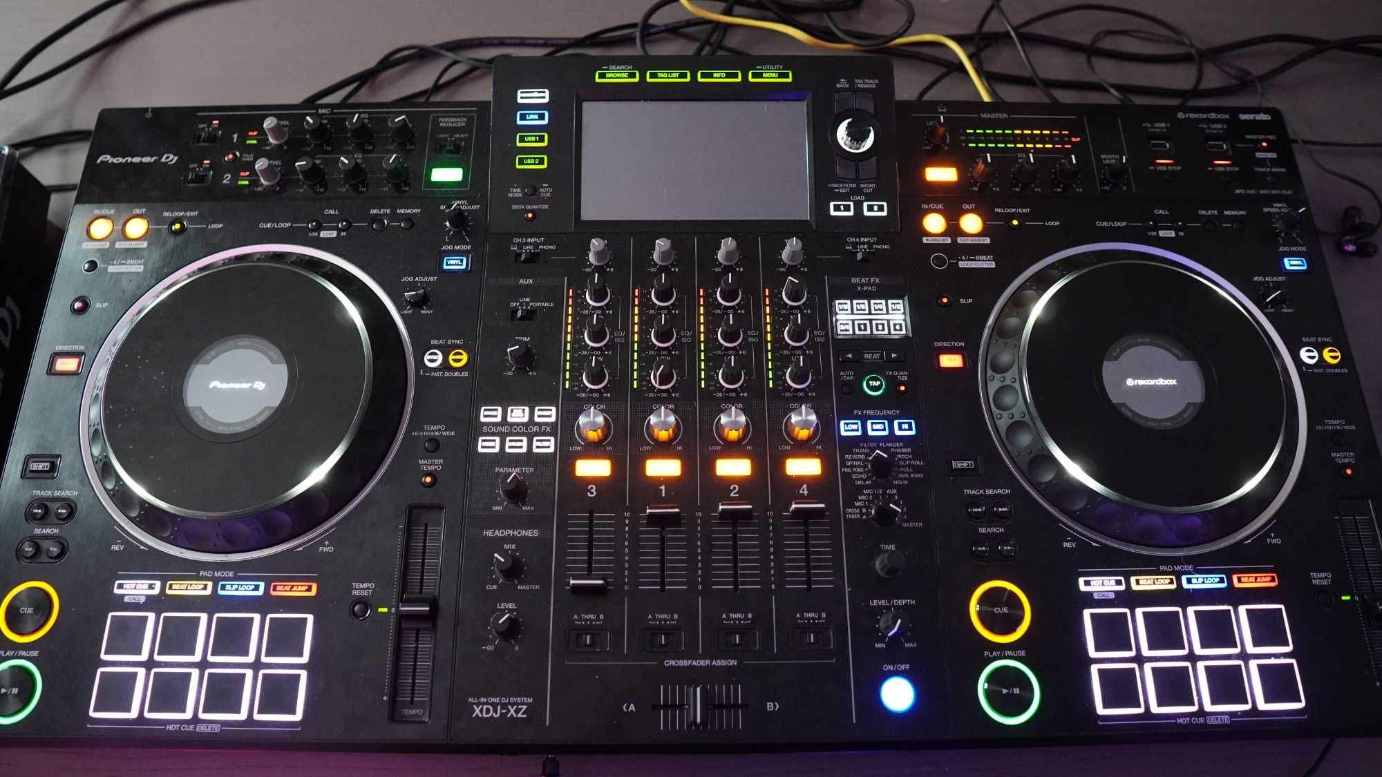 Pioneer XDJ XZ - Consola Stand Alone ( Controller )