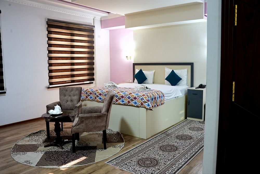 Mehmonxona,Kunlik ijara kvartira,Chilonzor metro yonida,Bez makler