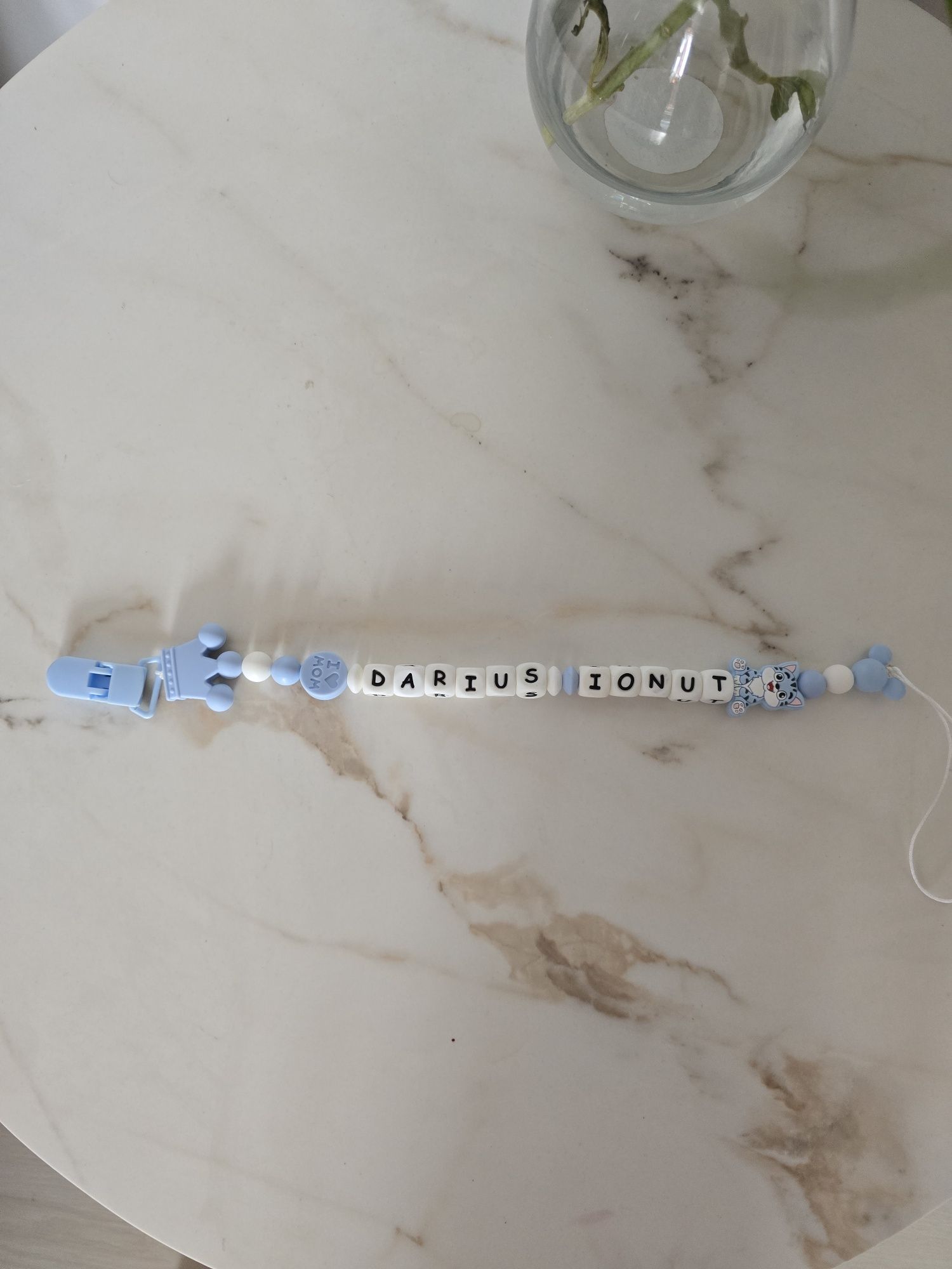 Lantisor personalizat pentru suzeta