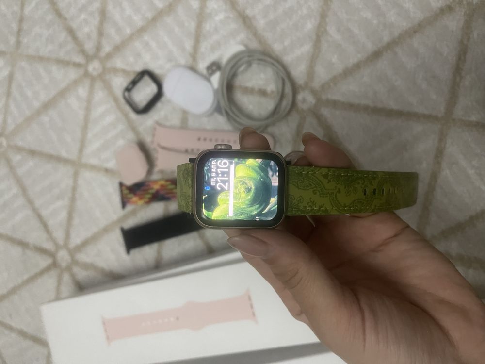 Продам apple watch