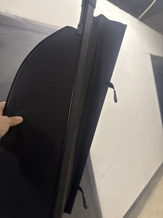 Продам шторку багажника рав-4