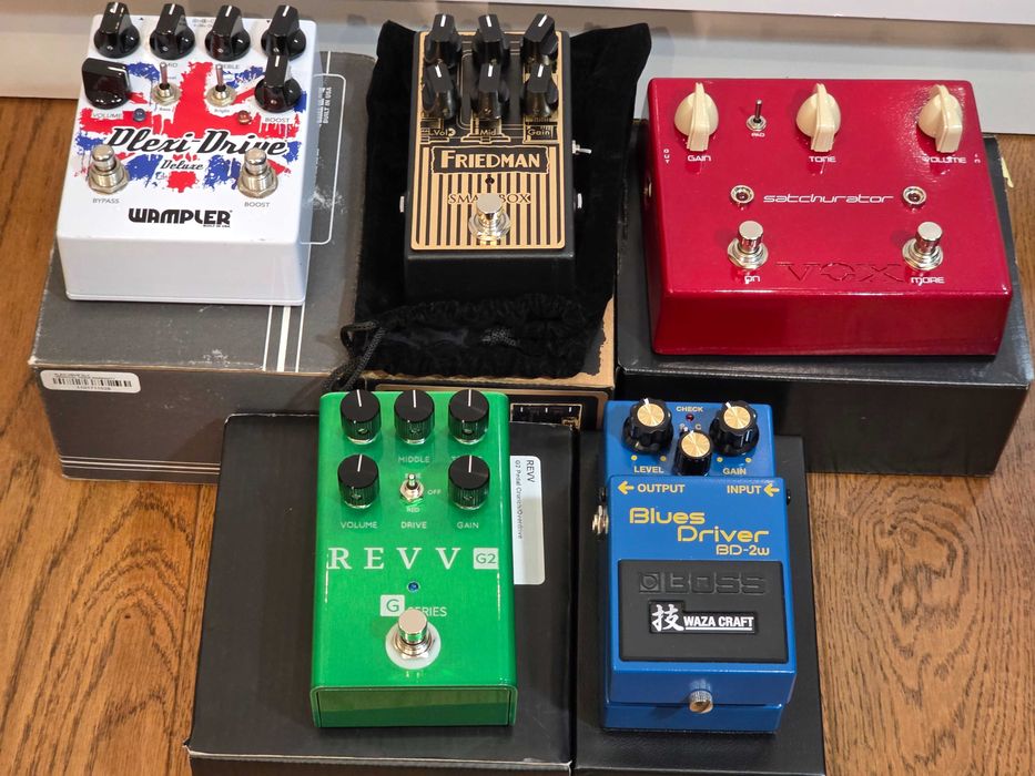 Топ китарни ефекти педали драйв дисторшн от най-висок клас