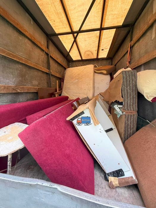 Transport si debarasare mobila veche Cluj