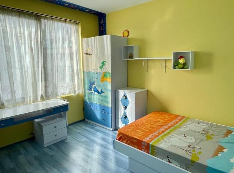 Дава се под наем Тристаен апартамент в София, Гоце Делчев - 120 кв.м за 990 € - Снимка #4