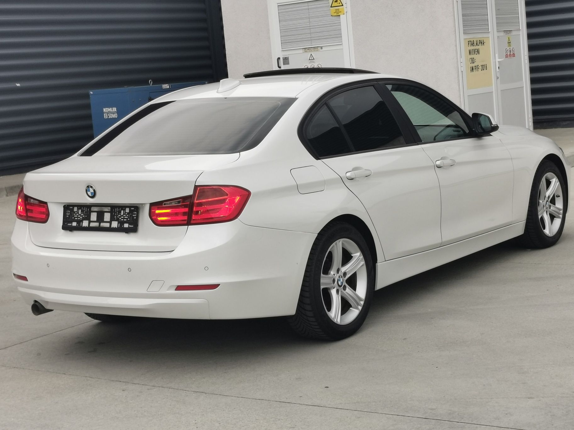 Bmw 320d 2014  - Alb Perlat - Trapa - Posibilitatea Rate - Buy Back