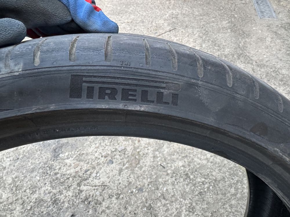 Летни гуми Pirelli 245 35 20