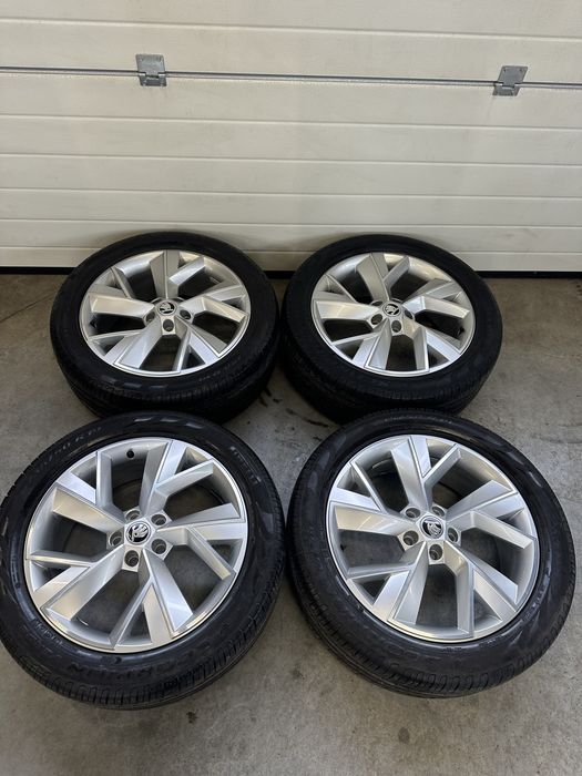 Jante 19 ORIGINALE Skoda Kodiaq Vara 235/50/19 Bicolor Enyaq Tiguan