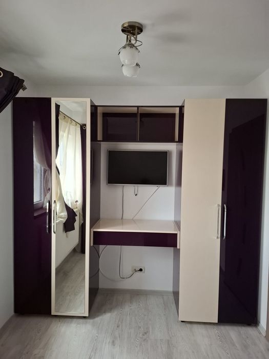 Vând mobila dormitor