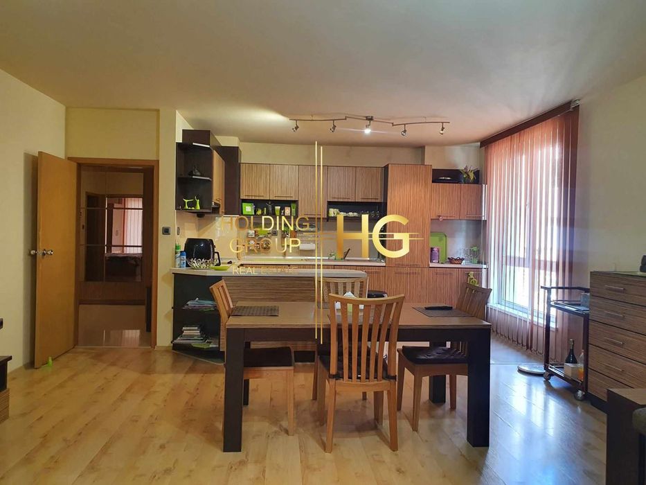 Продава се Тристаен апартамент в Варна, Гръцка махала - 127 кв.м за 3934 €/кв.м - Снимка #3