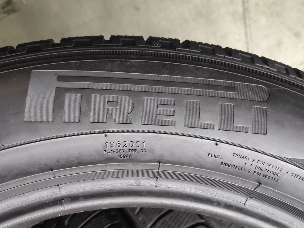 Зимни гуми 235/60/18 Pirelli