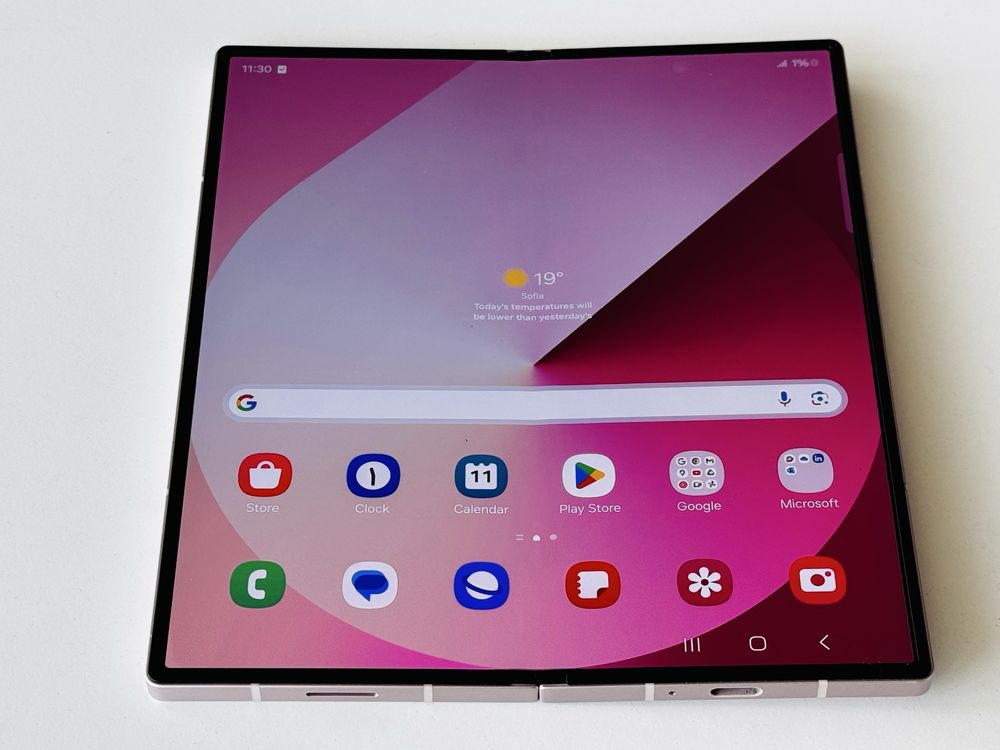 Samsung Galaxy Z Fold 6 256GB Pink Гаранция 6 месеца