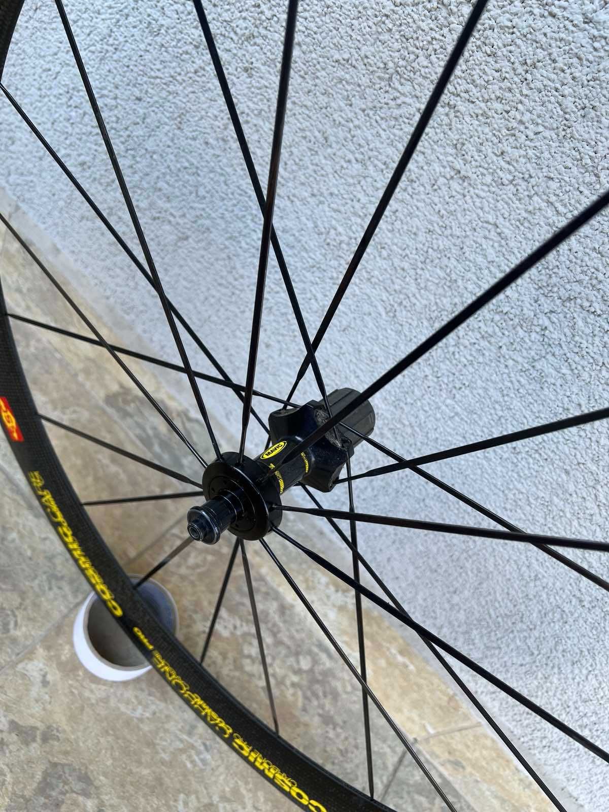 Задна капла Mavic Cosmic Carbone Pro Rear Wheel - Tubular, Rim Brake