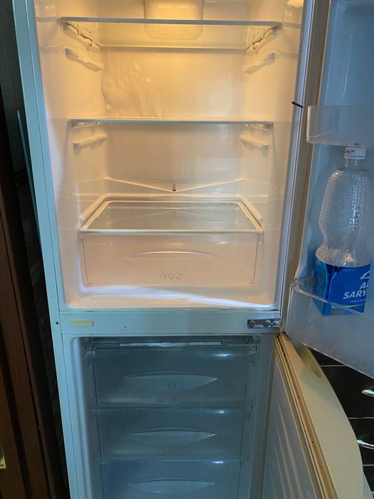 Срочно Продам холодильник