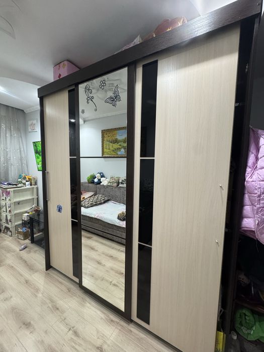 Продам шкаф-купе