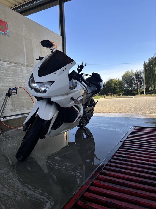 Vând Kawasaki Ninja 250R - an 2010