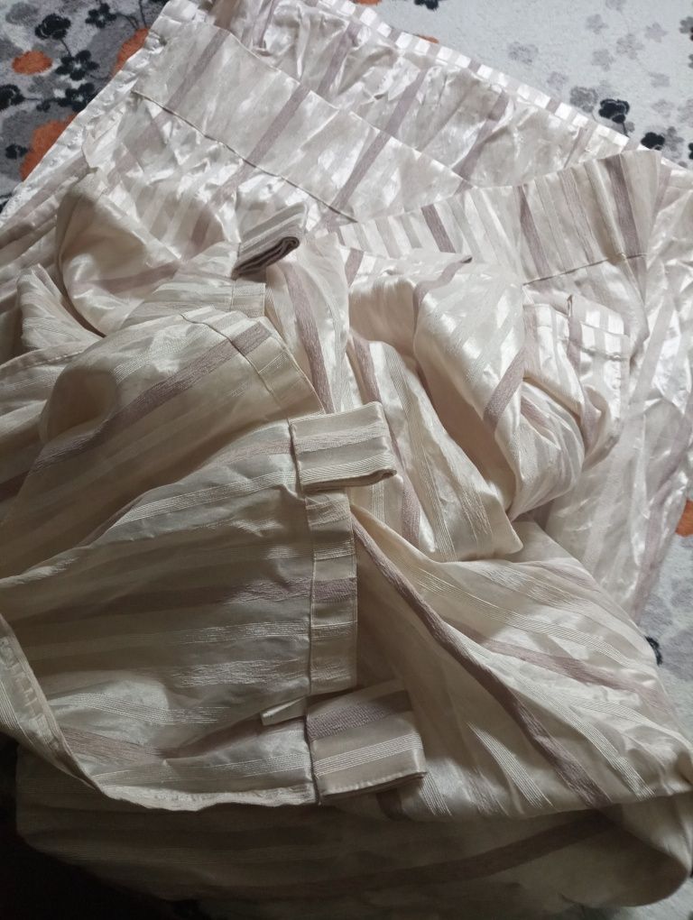 Vând perdea draperie