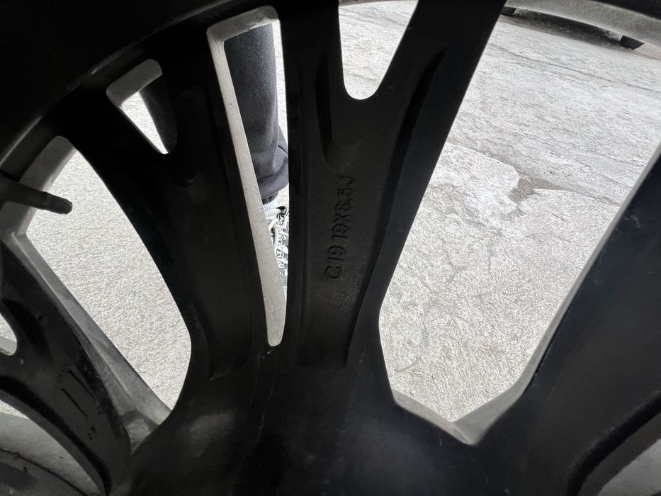 Set Jante R 19 Audi Model Competition 255.55.19