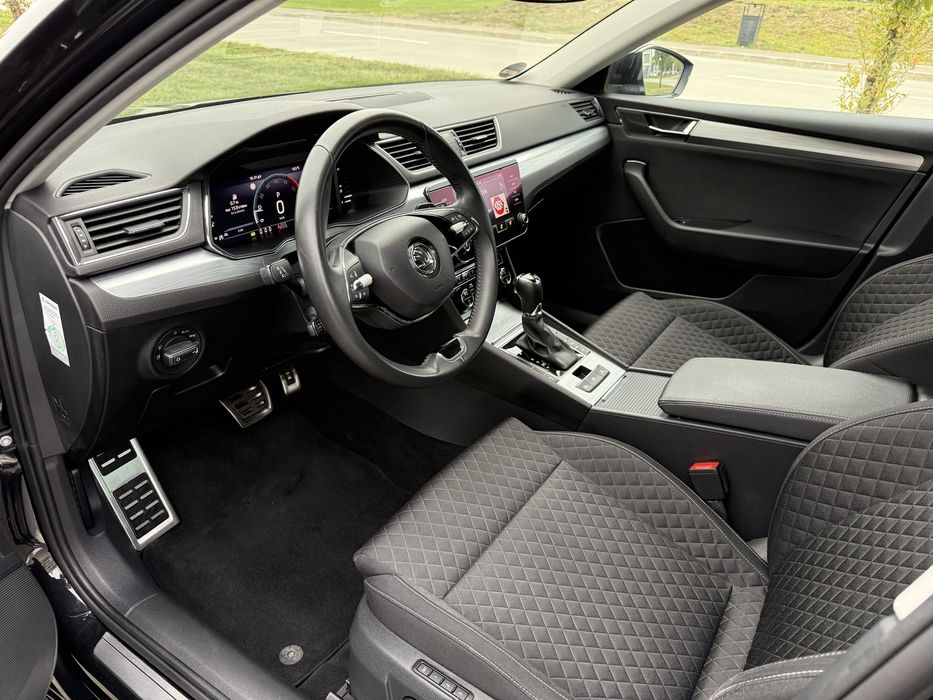Skoda Superb 2.0 TDI  Sport Line Jante Led Automat Keyless Go ACC