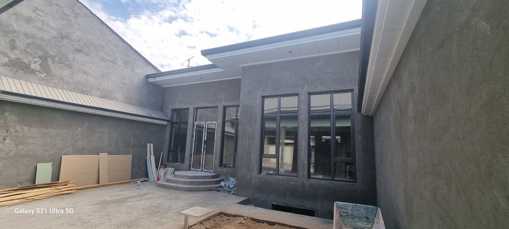 Уч кахрамон постидан отганда, обод махалласида  3 сотикли 2 та ёнма