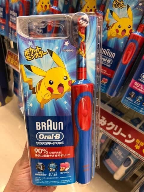 Электрическая зубная щетка Oral B Kids Pokemon и Маквин из Японии