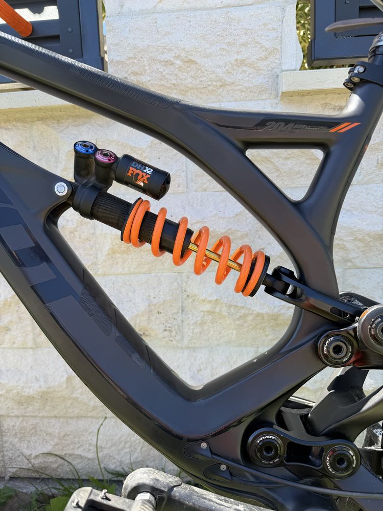 Bicicleta Pivot Phoenix