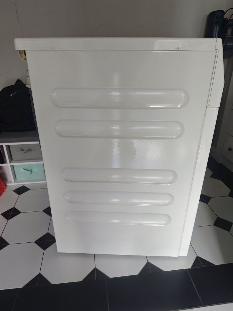 Пералня Miele W1