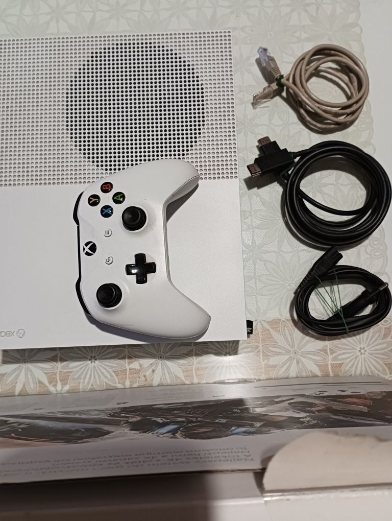 Xboxone 500GB  като нов